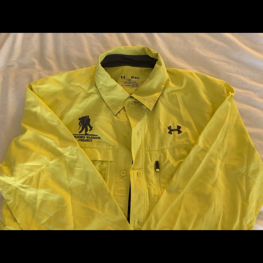 Under Armour Men Button Up Fishing Shirt